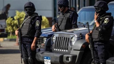 ضبط 32 متهما والتحفظ على 85 كرسيا خلال حملة بالمنطقة الأثرية بالهرم
