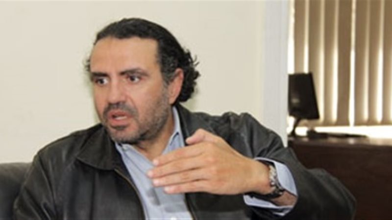 الدكتور محمود العلايلى
