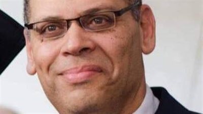 اختيار مدير برنامج زراعة الكلى بجامعة أسيوط عضوا بـ