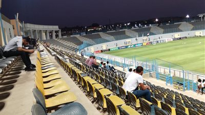 مشجعو الزمالك يؤازرون فريقهم قبل مواجهة الإسماعيلي (صور)