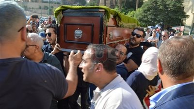 عزاء والدة يسرا بمسجد عمر مكرم.. الجمعة