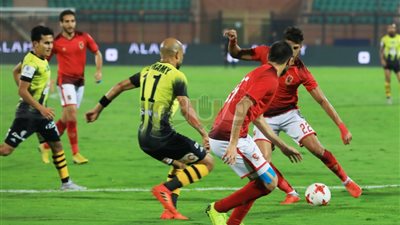 خبير لوائح: الأهلي مهدد بخسارة الدوري أمام المقاولون