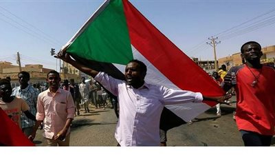 تجمع المهنيين السودانيين يندد بدور قوى الحرية بتشكيل 