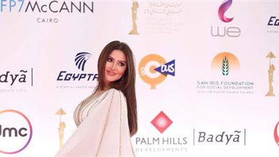 تألق ميساء مغربي بالأبيض في ثالث أيام مهرجان القاهرة السينمائي