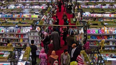 كوفيد 19 يؤجل الدورة 52 من معرض القاهرة للكتاب.. ارتباك في دور النشر.. ومسئولوها يغيرون خططهم