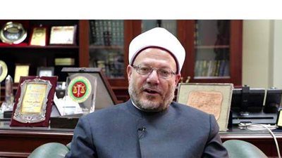 ما حكم تعجيل إخراج الزكاة بسبب أزمة كورونا؟.. مفتي الجمهورية يجيب