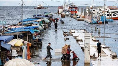 مصرع 5 أشخاص جراء الفيضانات في إندونيسيا