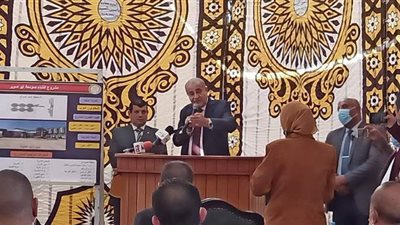 علي المصيلحي يستعرض الاحتياطي الاستراتيجي للسلع التموينية.. تعرف عليها