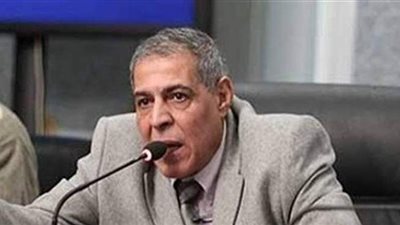 برلماني يطالب المسئولين بالتشجيع على ممارسة الرياضة