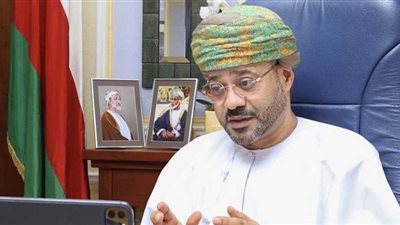 أبرزها إلغاء نظام عدم الممانعة.. عُمان تستعد لتعديل قوانين العمالة والوافدين