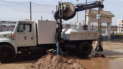 القناة لمياه الشرب: إصلاح كسور مطابق الصرف بأبو عطوة في الإسماعيلية | صور
