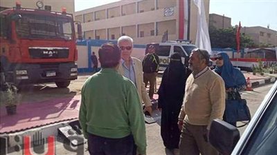 وكيل وزارة التعليم بالإسماعيلية يتفقد جاهزية المدارس لاستقبال الناخبين