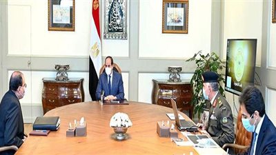 السيسي يتابع مراكز الخدمات المتكاملة لشبكة الطرق والمحاور على مستوى الجمهورية