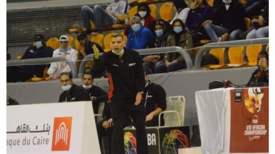 مدرب ناشئات السلة: فزنا على السنغال بالعزيمة.. ومواجهة مالي فرصة لرد الاعتبار