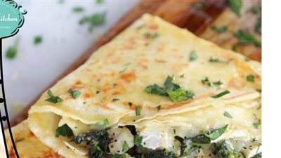 طريقة عمل الكريب بالدجاج والسبانخ من مطبخ الشيف آسيا