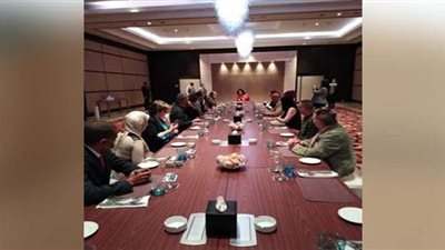 نائب وزير السياحة يلتقي أعضاء الوفد الإعلامي الصربي