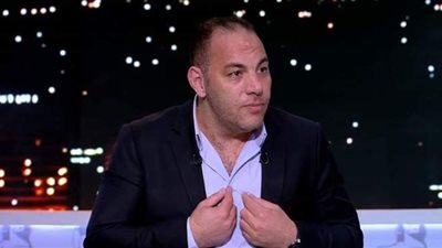 أحمد بلال: كيف يدعو الأهلي الزمالك لحضور احتفالية الدوري ونادي القرن؟