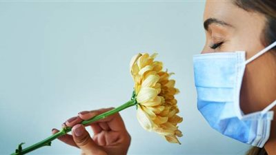 هل فقدان حاسة الشم فقط من أعراض كورونا؟