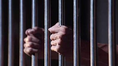 إحالة المتهمين بتهريب أدوية بـ55 مليون جنيه للجنايات