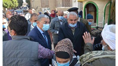 صرف الدفعة الأولى  لدعم العمالة غير المنتظمة بالمنيا