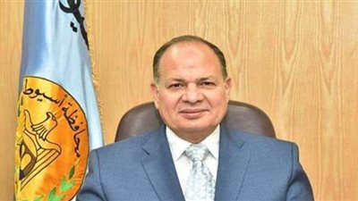 محافظ أسيوط: جلسة تشاور مجتمعي لتقييم الأثر لإنشاء محطات انتقالية وسيطة للمخلفات