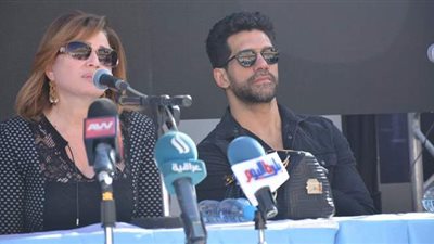 إلهام شاهين: 