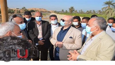 وزير الري ومحافظ بني سويف يتفقدان أعمال تأهيل  مخر سنور | صور