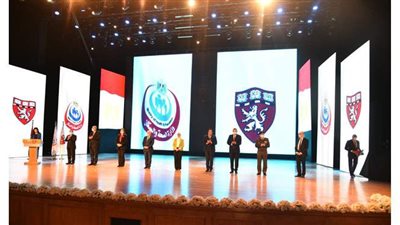 وزيرة الصحة تشيد بتضحيات الفرق الطبية في التصدي لجائحة كورونا