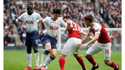 توتنهام يضرب أرسنال بثنائية في شوط أول مثير بالدوري الإنجليزي