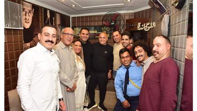 أكرم حسني في عرض 