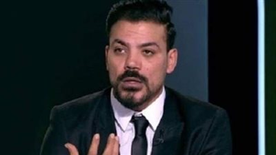 وفاة والد عمرو زكي نجم الزمالك ومنتخب مصر السابق