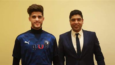 في اللحظة الأخيرة.. عمر ربيع ياسين يكشف كواليس توقيع  أحمد الشيخ لبيراميدز