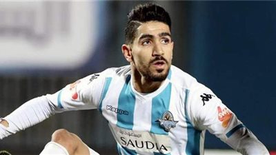 محمد فاروق يعتذر لبيراميدز عن تصريحاته السابقة