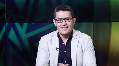 أحمد عفيفي يعلن موقفه النهائي من تولي منصب المتحدث الرسمي للزمالك | فيديو