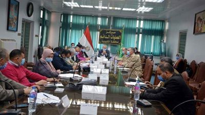 محافظ القليوبية يتابع غرفة عمليات جولة الإعادة بانتخابات النواب