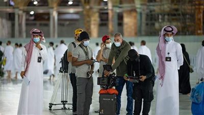 رئاسة شئون الحرمين تنتج فيلما يرصد قصة المسجد الحرام وفيروس كورونا | صور