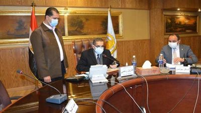 محافظ الغربية يترأس غرفة العمليات المركزية لمتابعة جولة الإعادة بانتخابات النواب