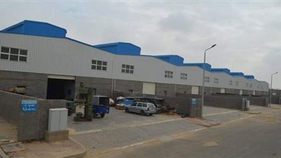 الإسكان: إقبال على حجز 81 وحدة صناعية بمباني المجمعات بمدينة العاشر من رمضان