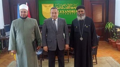 رئيس جامعة الإسكندرية يستقبل ممثلي بيت العائلة المصري