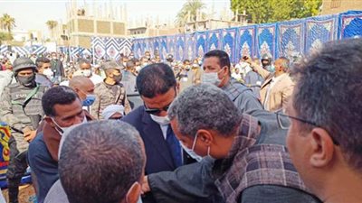 سكرتير مساعد الأقصر يشهد جلسة صلح  بين عائلتين  بالطود | صور