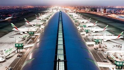الإمارات تسمح لـ 200 راكب إسرائيلي بدخول دبي بعد 4 ساعات من الانتظار