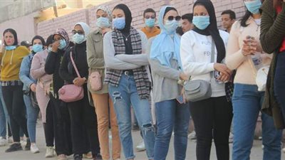 الجميلات يتصدرن المشهد بانتخابات مجلس النواب في مدينة نصر| فيديو وصور