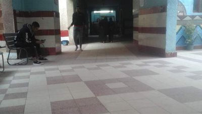 سيارات لنقل  الناخبين  للجان  الاقتراع  بالمرج