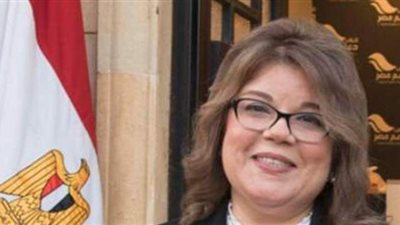 وكيلة الشيوخ :وجود نواب صحفيين بالمجلس إضافة حقيقية