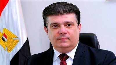 حسين زين يشارك بحفل تكريم الصحفيين والإعلاميين أعضاء مجلس الشيوخ