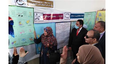 وكيل تعليم قنا يفتتح المعرض السنوي للطفولة | صور