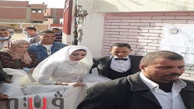 قبل مراسم زفافهما.. عروسان يدليان بصوتيهما في انتخابات الشرقية | صور