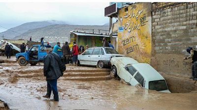 مصرع 7 أشخاص في سيول تضرب جنوبي إيران