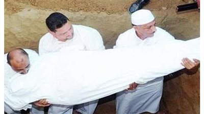 ما حكم ترك المشيعين للجنازة لزيارة أموات آخرين؟.. دار الإفتاء تجيب