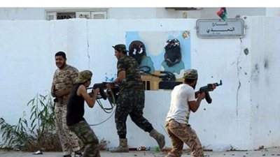 محلل سياسي: استمرار تواجد آلاف المرتزقة الإسلاميين يدمر الحلول السلمية في ليبيا